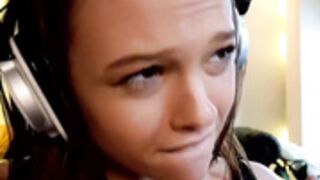 demi_dee