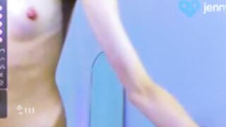 jenny perry can hide among skeletons