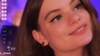 hottie_jane 2only the adorable baby face