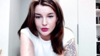 Marti_lovely show naked 27