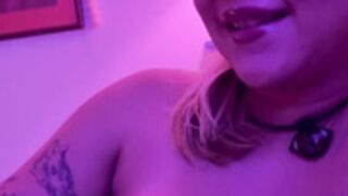 Gabbie Carter – Blows Her Fan