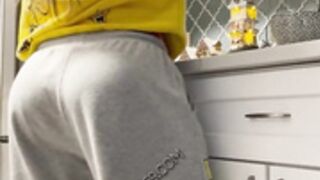 Fafafitness-Sexy-Washroom