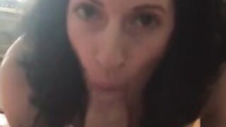 Llega a casa y del tirón a follar