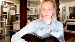 Kaileeshy covers Bright Eyes