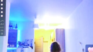 hottie_lola69 non-nude exercise. sexy small ass