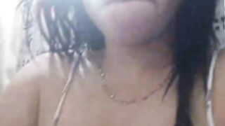 yessica naked shower