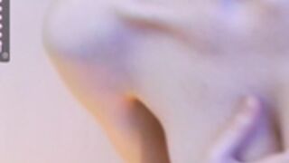 Beatrice_Melton handbra