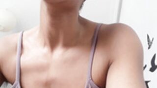 GL Neck Veins