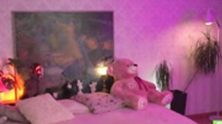 ella_knockers_xl 2023-09-01