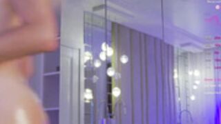 KrissOne (Catch_me)  Pussyfuck Oiled Body 2023-06-01