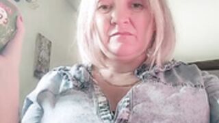 Lady_charlyne bien défoncée