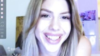 hottie_lola69  for her fans all five of them ENJOY