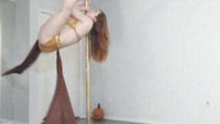 EmmaCado - pole dance compilation