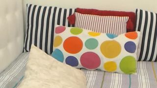 Onixyaa introduces her new toys