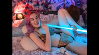 ClaraKitty/clarababylegs  Fucks herself with lightsaber