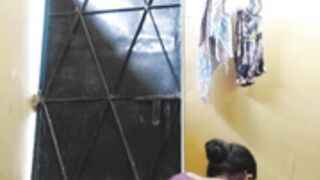 Dipa-Rani bath show nude