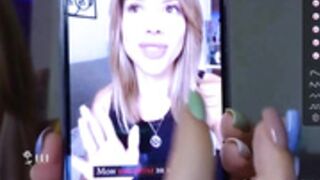 hottie_lola69 2023-08-15 talks a lot