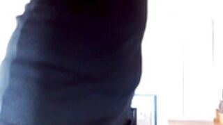 Tera Patrick Showing Her Ass To The Camera