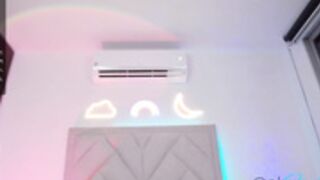 Alexxa_dz show naked 6