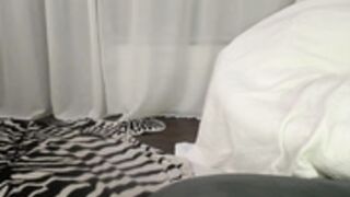 Eevie_moon show naked 11