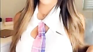 Juli Annee Onlyfans 9