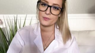 MissCassi - Eye Doctor