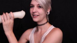 Mohawk Molly Egirl Sucking Challenge