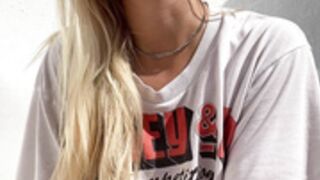 Dani Fae just talking