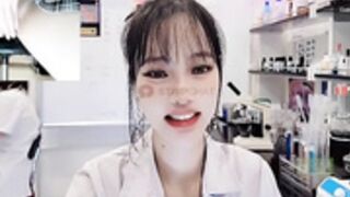 __lab__ show pussy