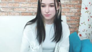 Monica_diamond flashing ass