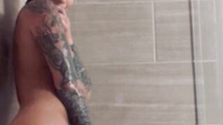 Kris Karson shower