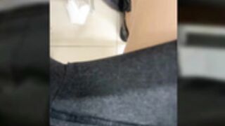 Mina-mi - Classroom pee