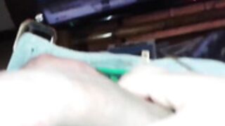 tetona aprende hacer una paja