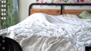 tease4lisa_MyFreeCams_2023-09-11_19-44-45
