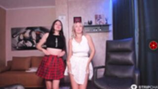 PrettieKate Naked kissing a cutee