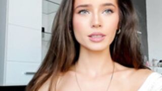 Isia_slay - Tease & Dildo [2022/12/26]