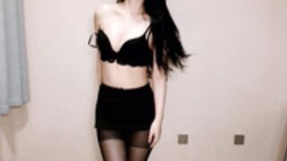elyn520520 x01 new girl