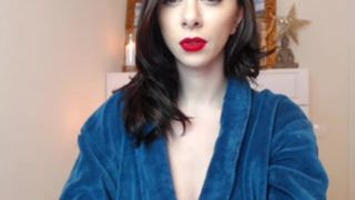 SwannaBelle AKA PoisonedSwan