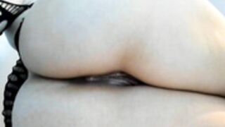 Wetself masturbates