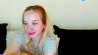 leonaerin young low tits mom from iasi