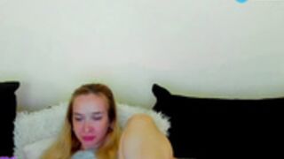 leonaerin young low tits mom from iasi