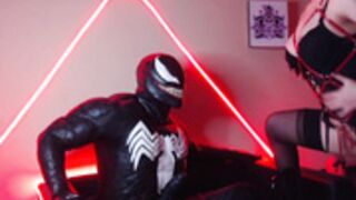 BLACK KITSUNE - 2B SUCCUBUS VS VENOM DANCE AND CUMSHOT