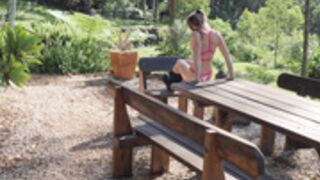 Scarlet Chase Jungle BG Squirt