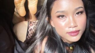 Goddessnutty2 [Soles in the pose] [Toe spread]