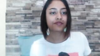 Indian camgirl having fun