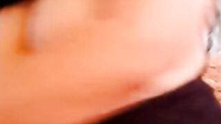 Maduras morena y blanca masturbadas 4