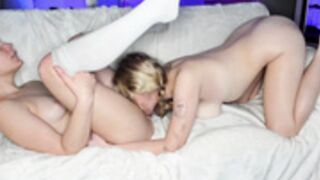 Keutypie foursome swap blowjob