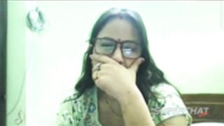 Couple suni face glimpse