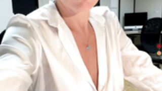 Busty SPanish Babe - Emasalis