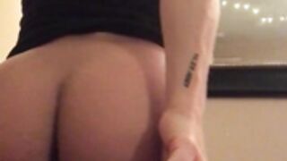 Nicole Aniston of 20